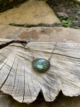 Load image into Gallery viewer, Bee Necklace